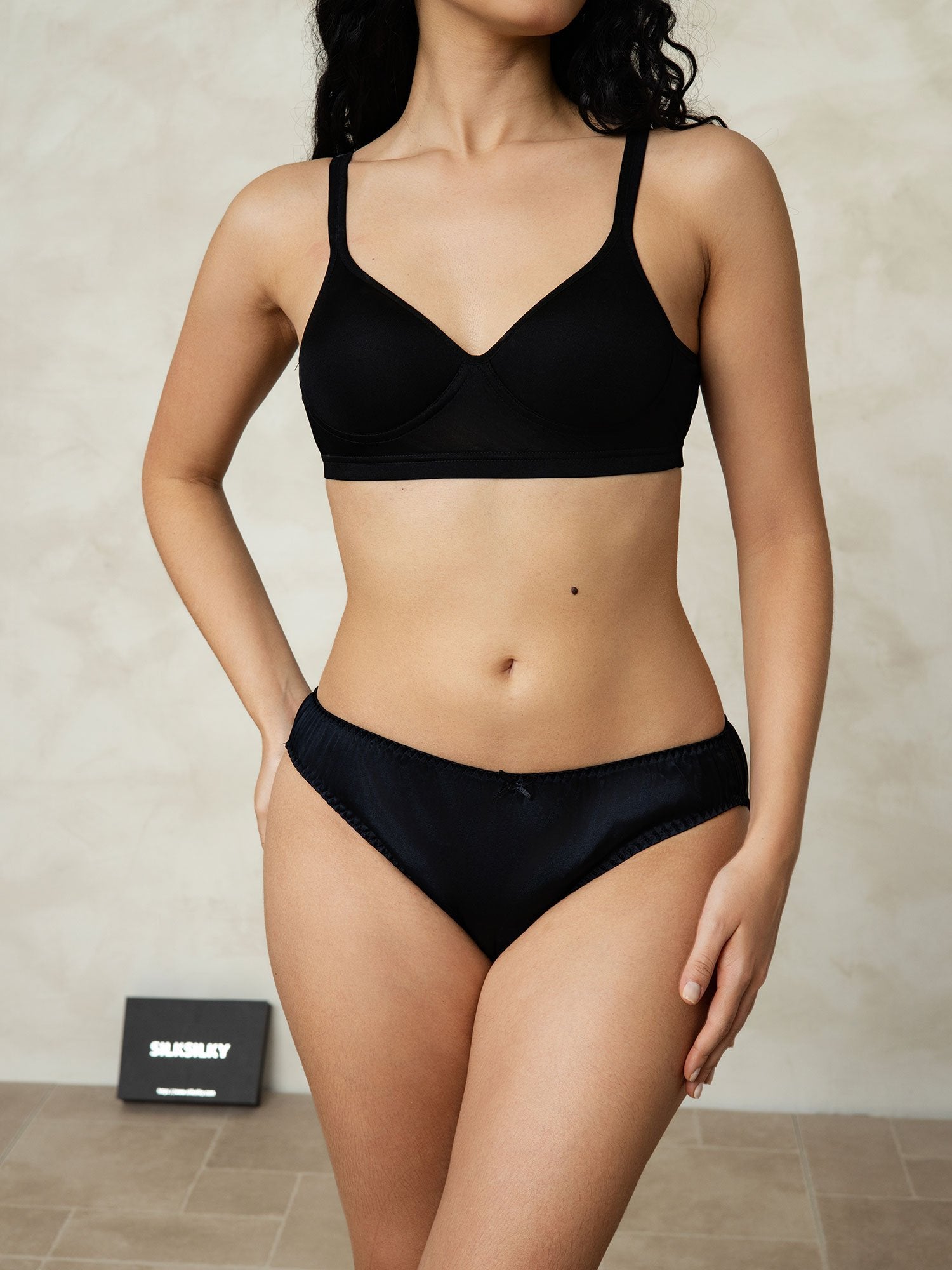 Culotte Noeud En Soie Pure (Soutien-Gorge Non Inclus)