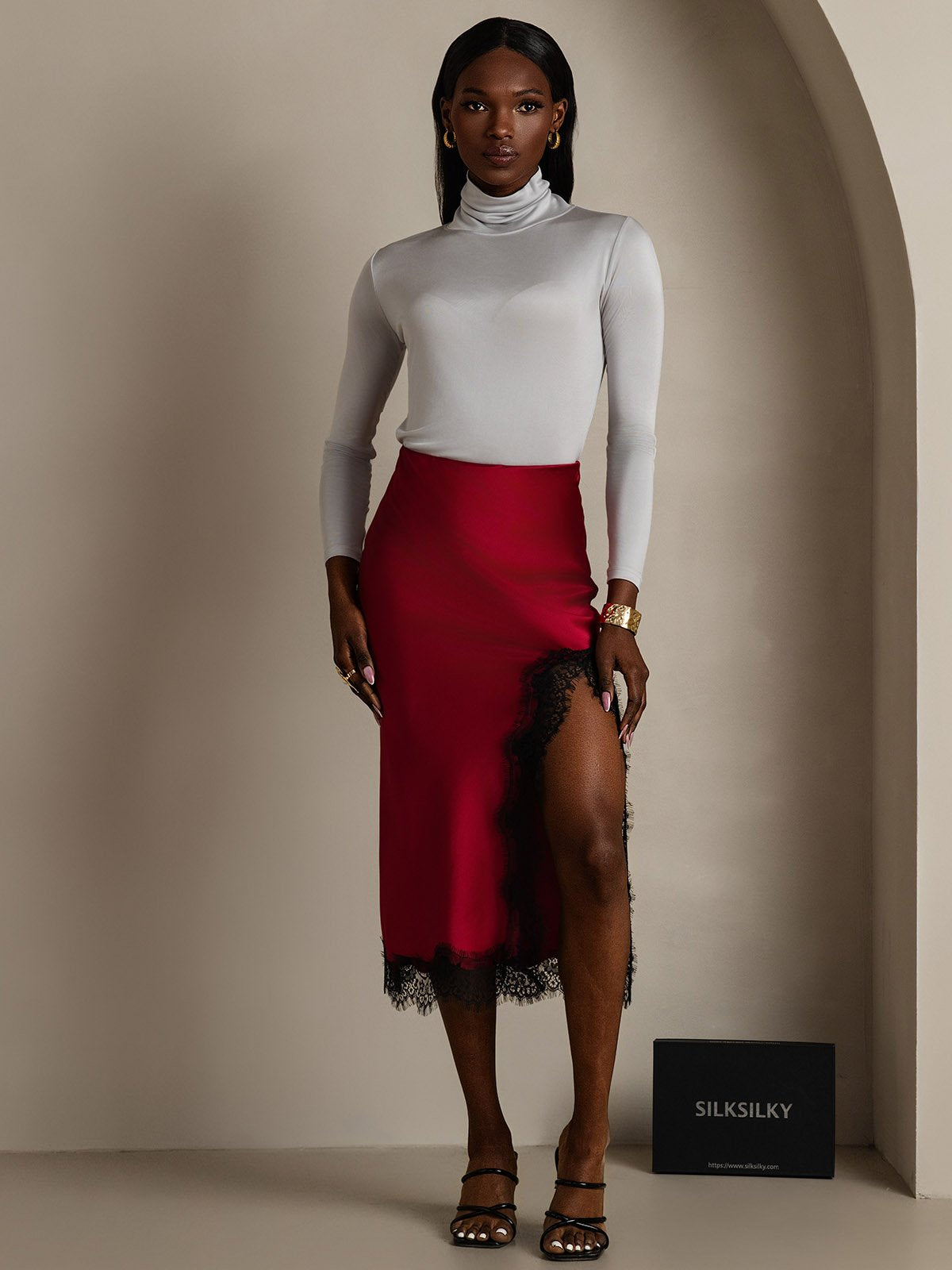 Haut à col montant en mélange de soie à manches longues T-shirt