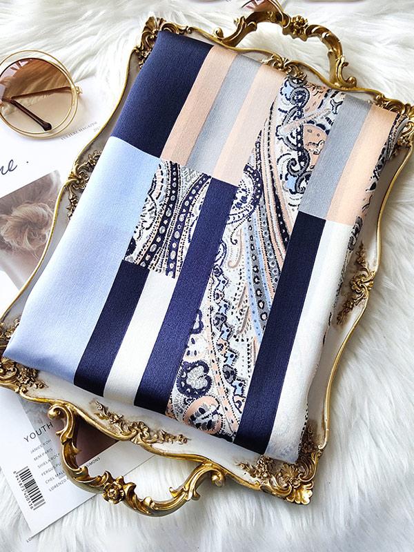 Écharpe Longue en Soie Rayures Classiques