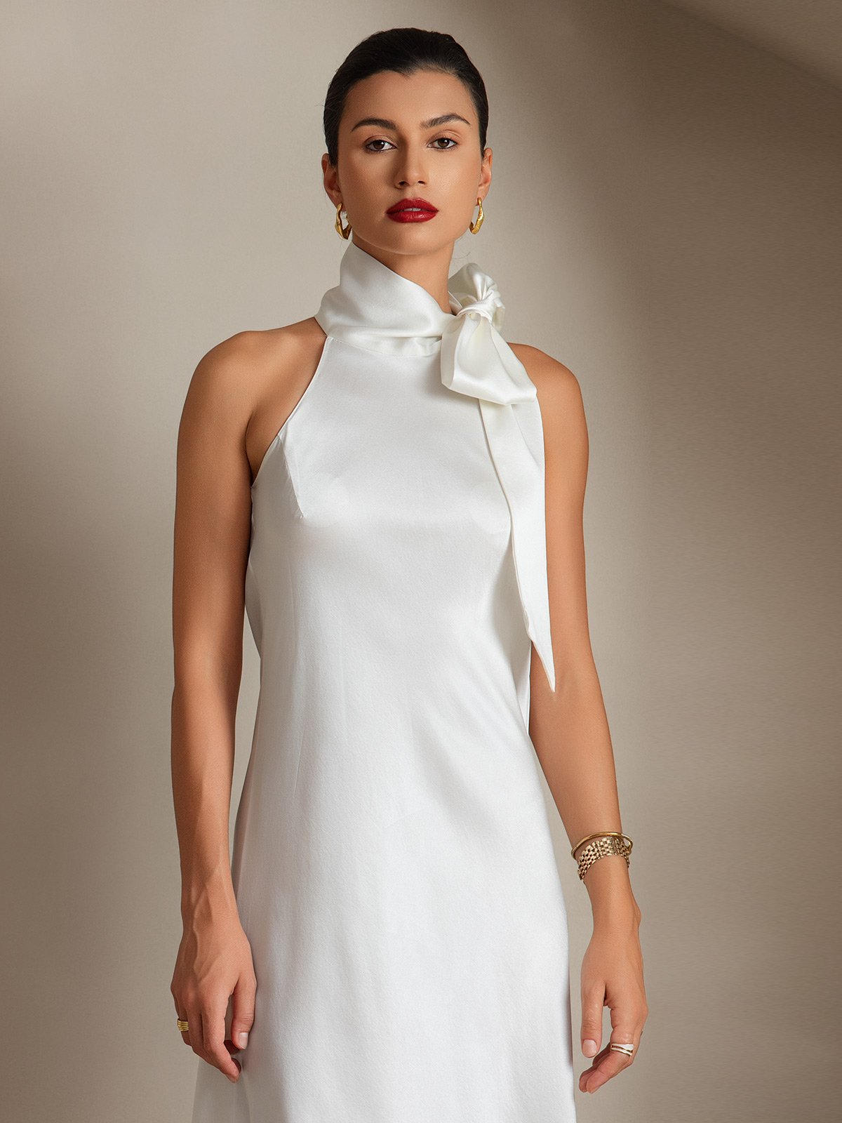 19Momme Soie Nouer Col Maxi Robe