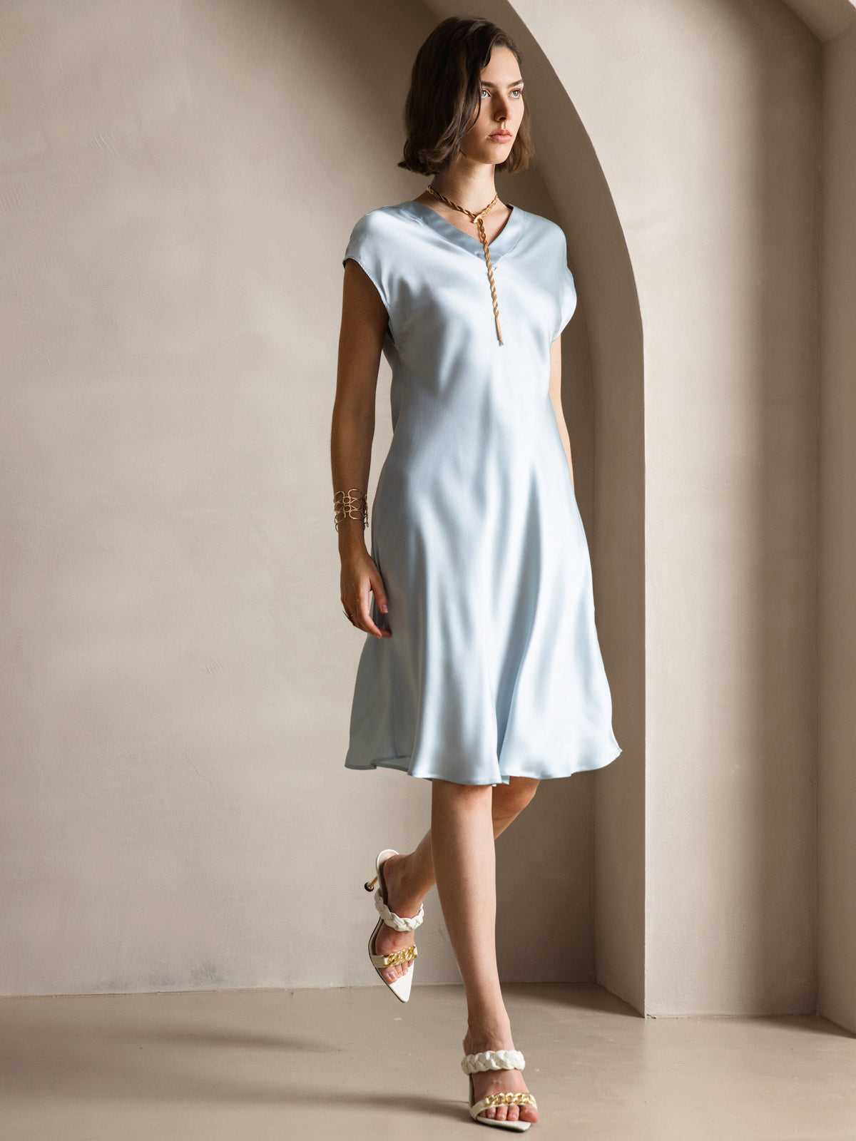 Pure Soie Élégante Cap Sleeve Robe