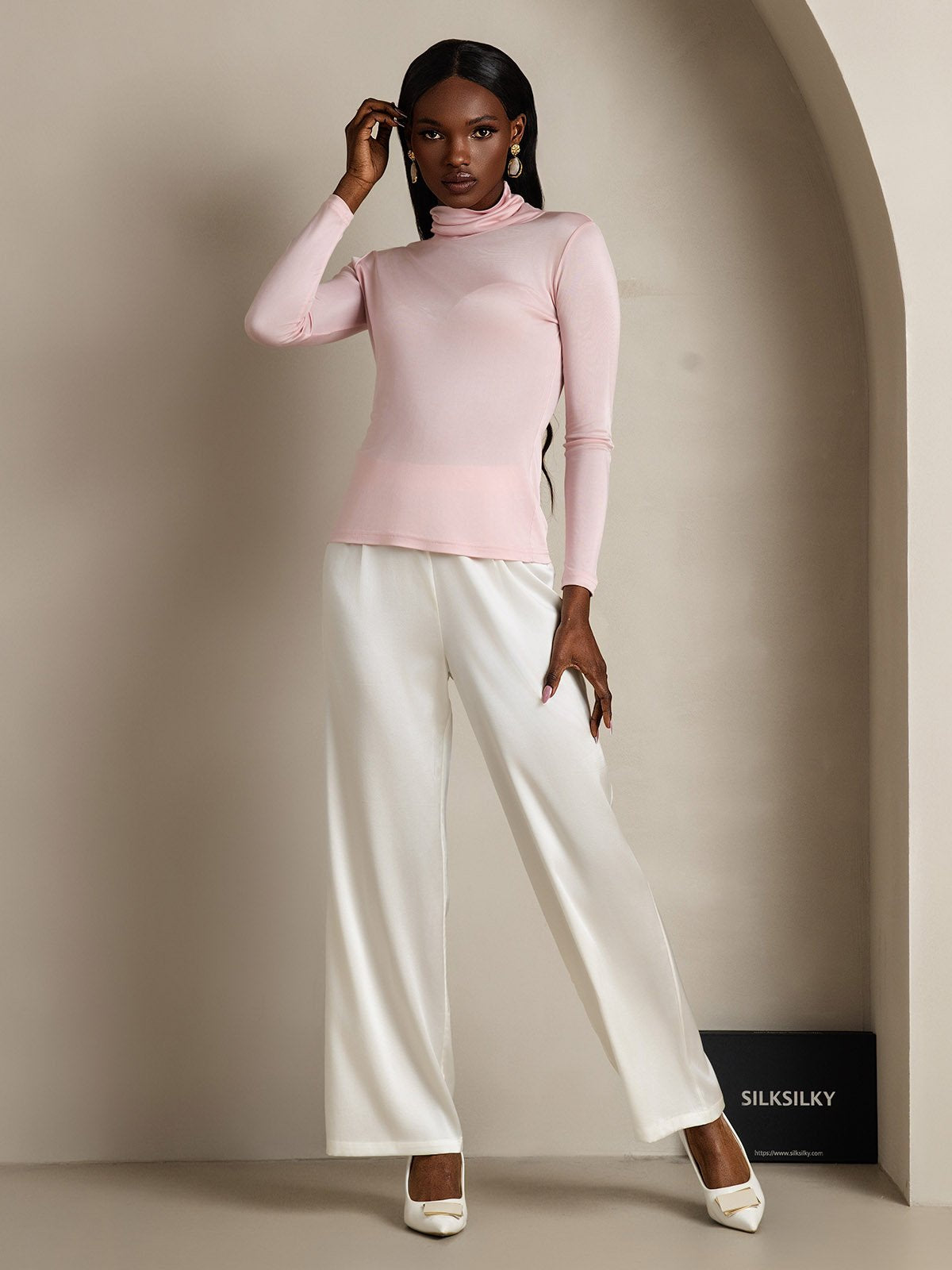 Haut à col montant en mélange de soie à manches longues T-shirt