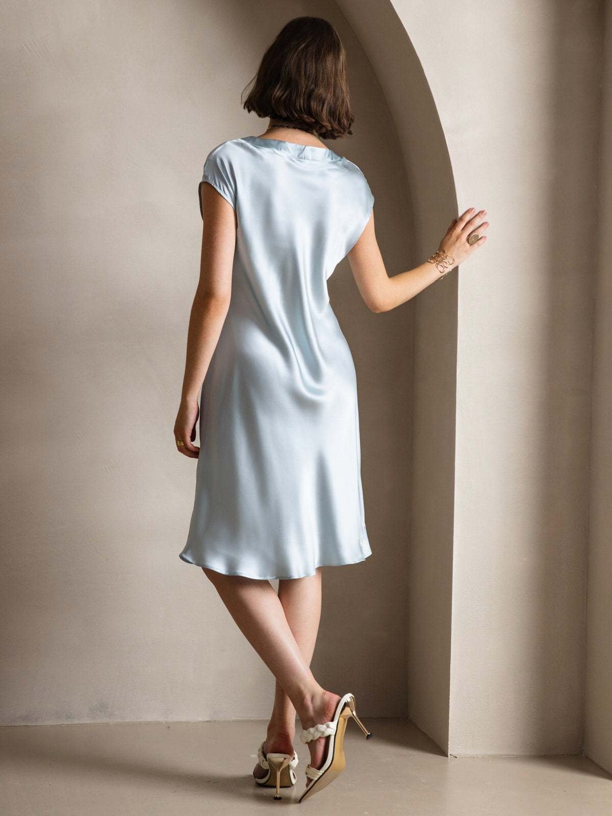 Pure Soie Élégante Cap Sleeve Robe