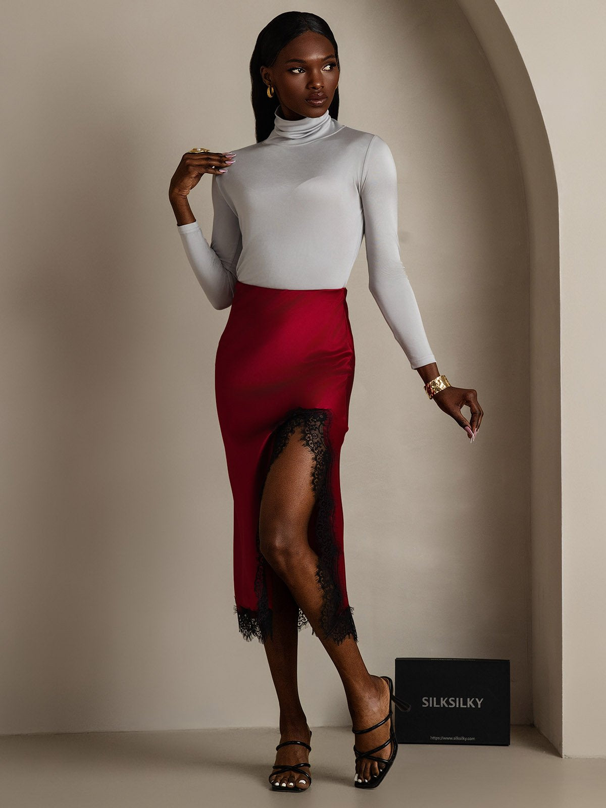 Haut à col montant en mélange de soie à manches longues T-shirt